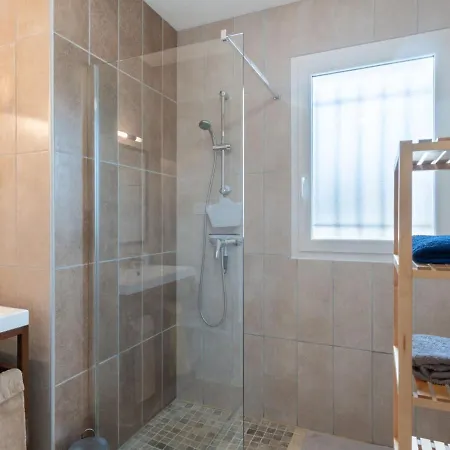 A La Porte D'avignon By Interhome * Laudun