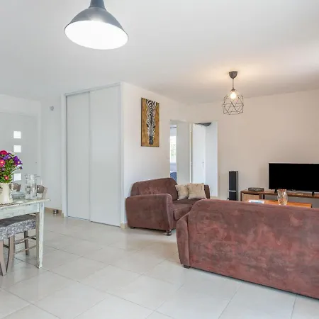 A La Porte D'avignon By Interhome Prázdninový dům